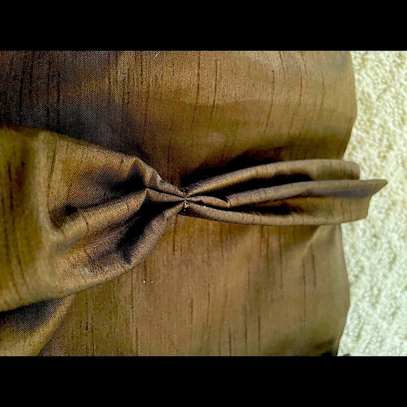 FOUR lined blackout curtains, pleated, with rod hoops to hang in chocolate brown - Picture 2 of 6